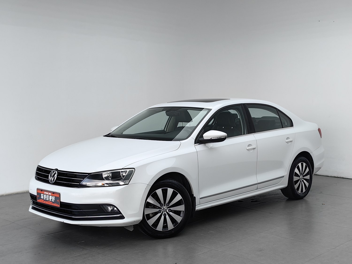 Used Volkswagen Sagitar 2018 1.6 AT