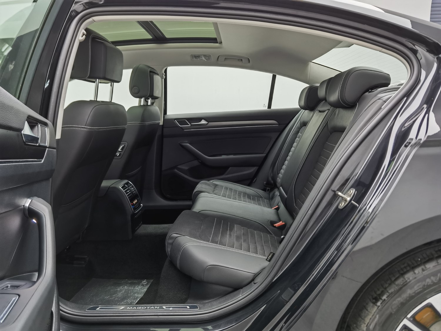 Used Volkswagen Magotan 2020 2.0 AT