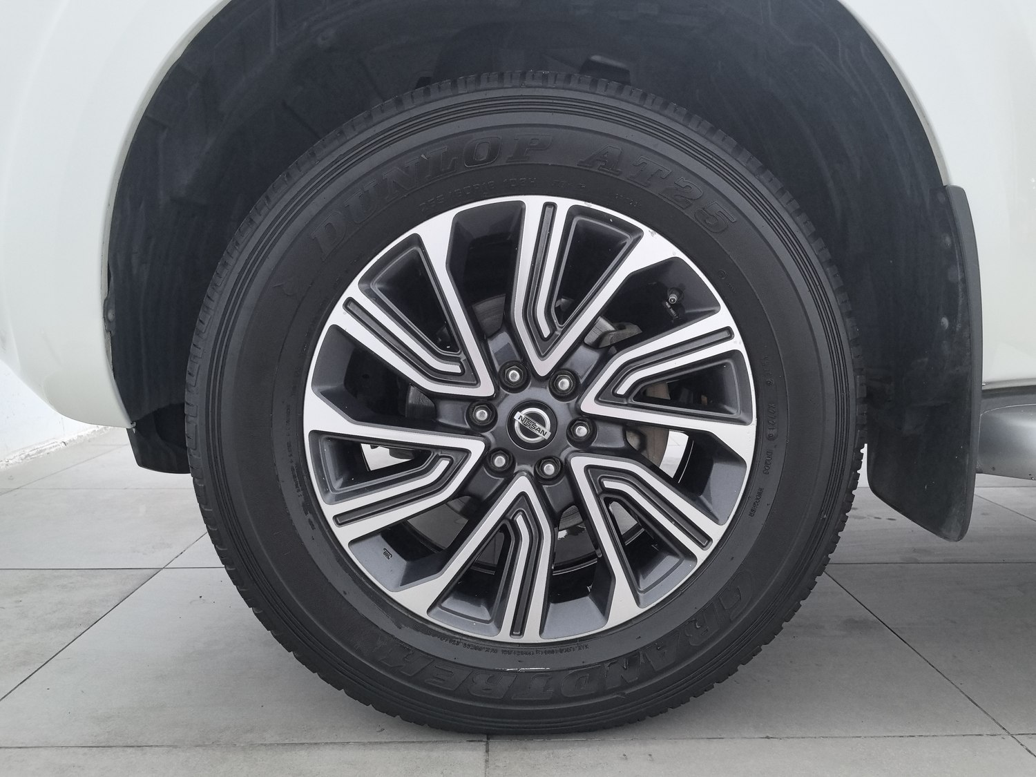 Used Nissan Terra 2020 2.5 AT