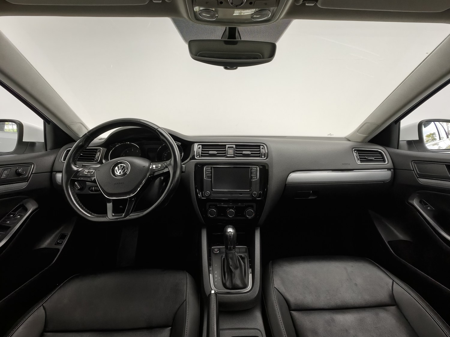 Used Volkswagen Sagitar 2018 1.6 AT