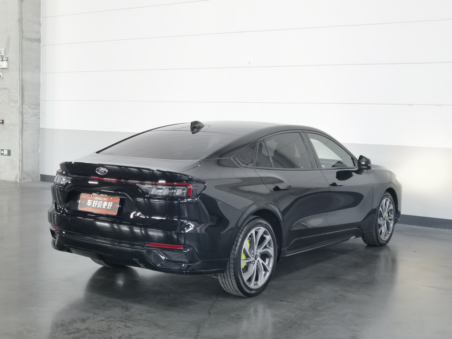 Used Ford Mondeo 2022 2.0 AT