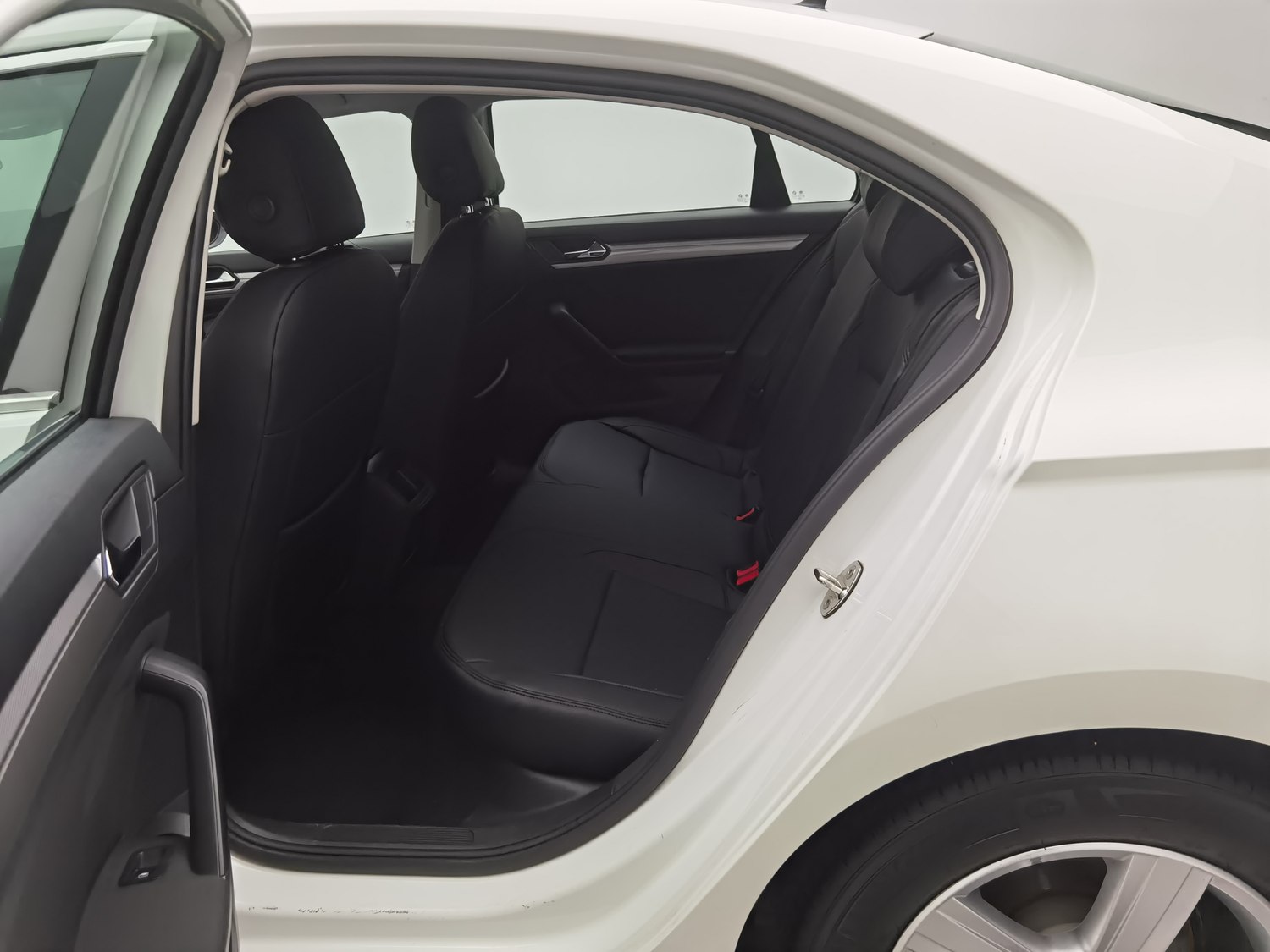 Used Volkswagen Lamando 2015 1.4 AT