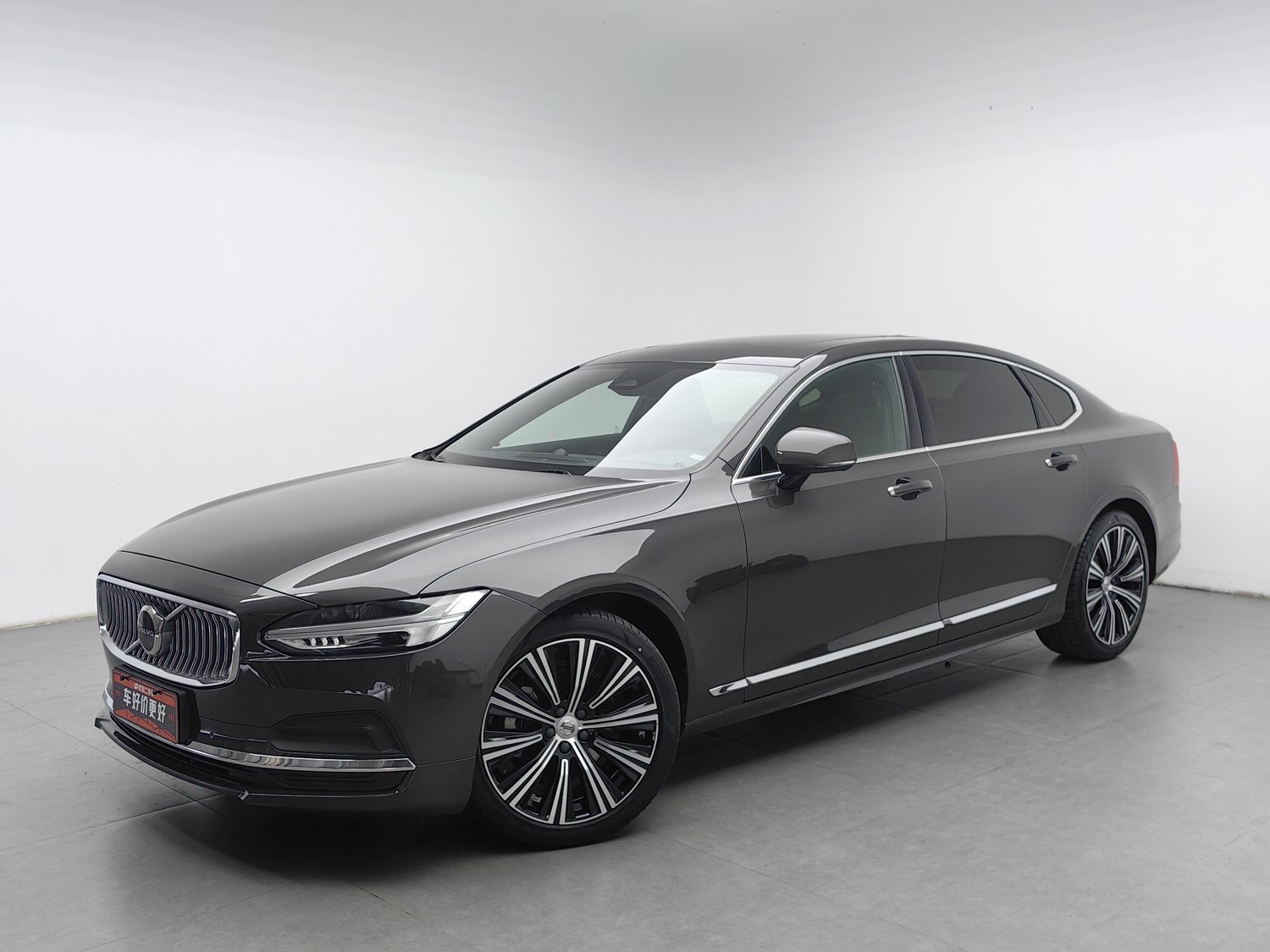 Used Volvo S90 2023 2.0 AT