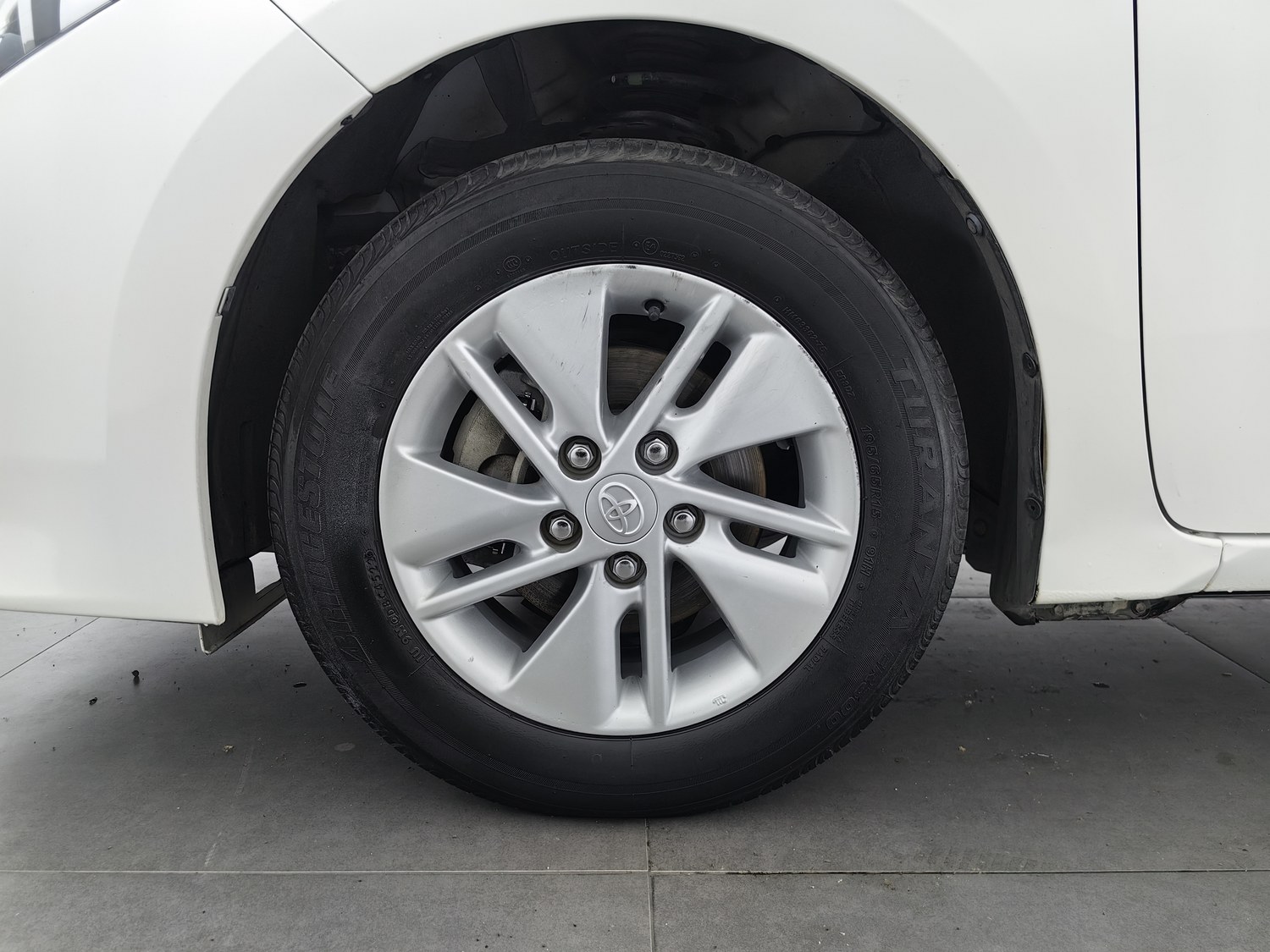 Used Toyota Corolla 2017 1.6 AT