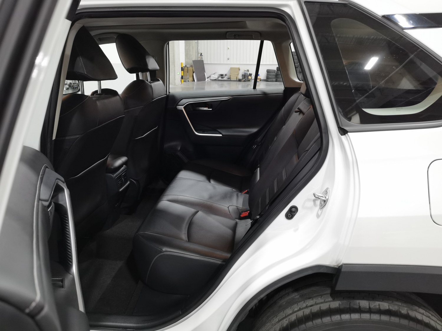 Used Toyota RAV4 2021 2.0 AT