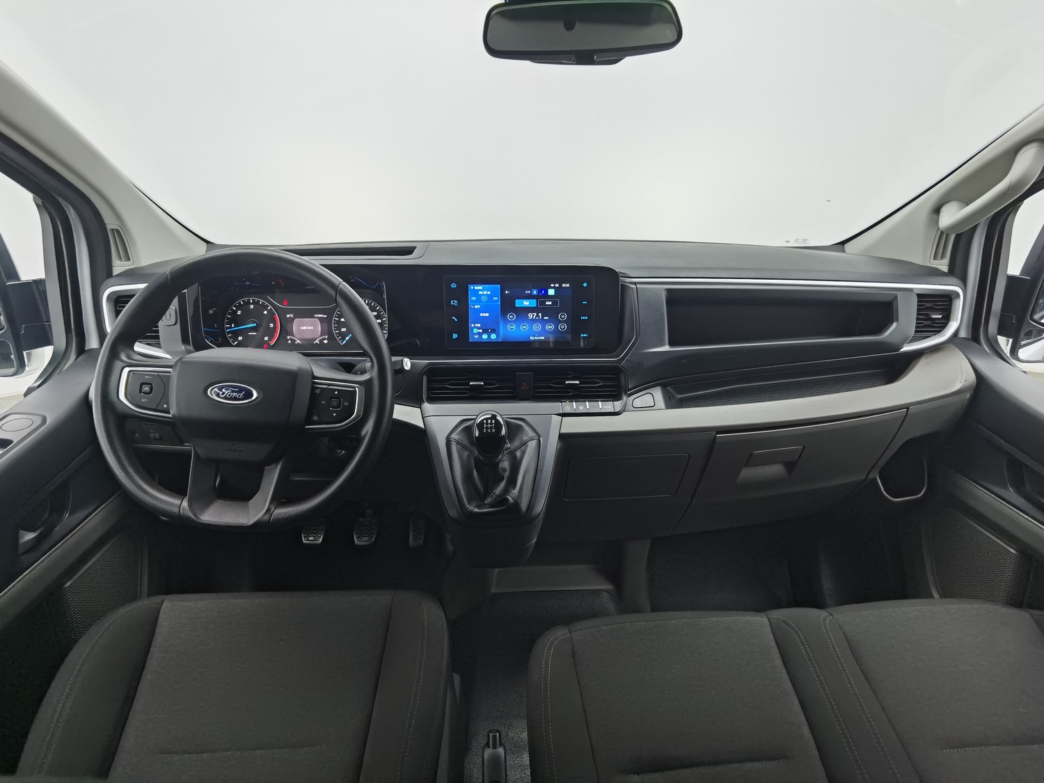 Used Ford Transit 2023 2.0 MT
