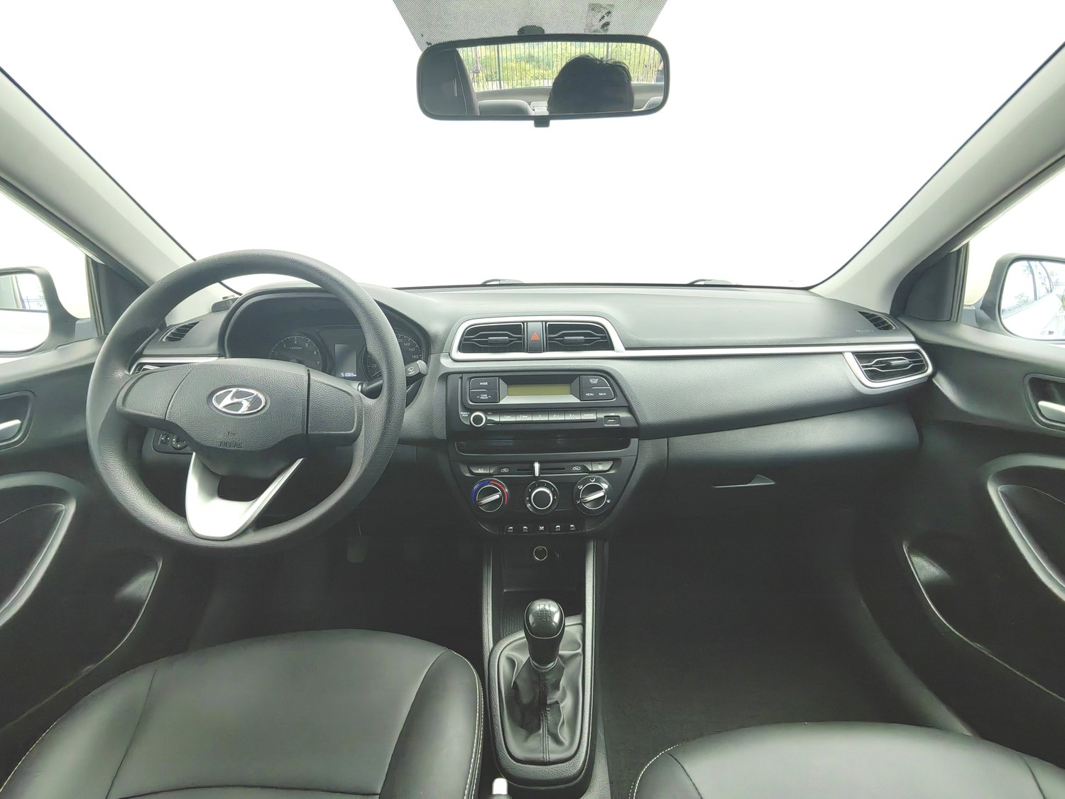 Used Hyundai Verna 2020 1.4 MT