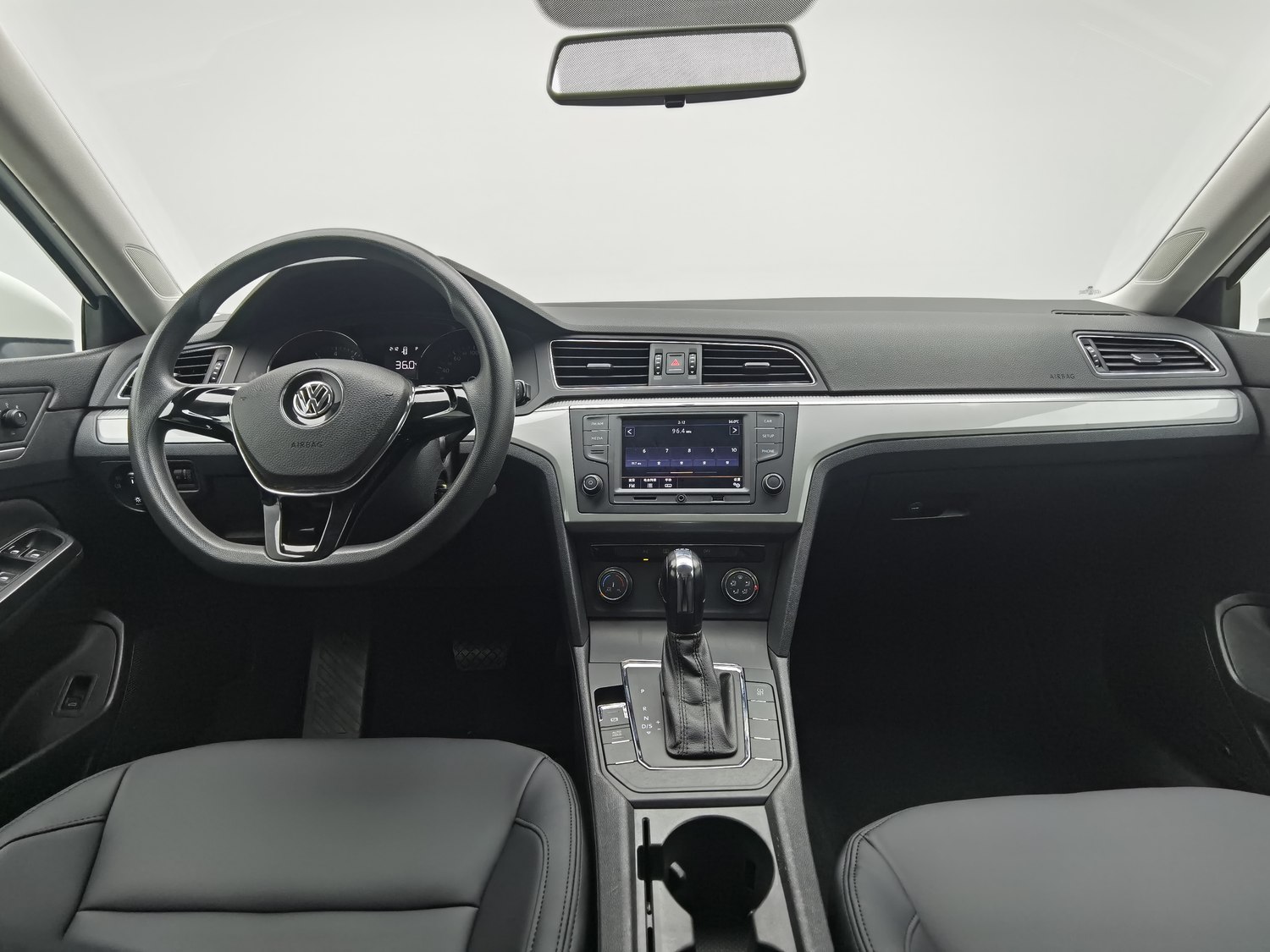 Used Volkswagen Lamando 2015 1.4 AT