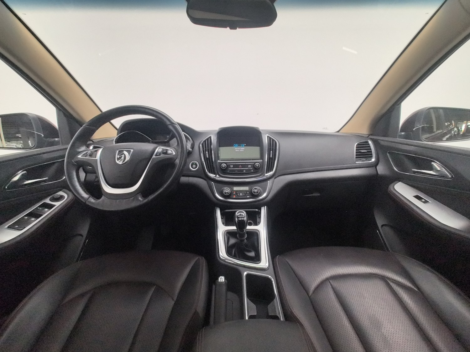 Used Baojun 560 2016 1.8 MT