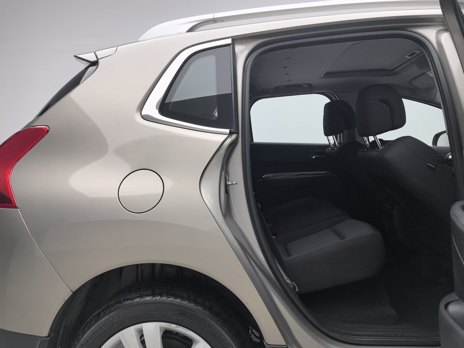 Used Peugeot 3008 2015 1.6 AT