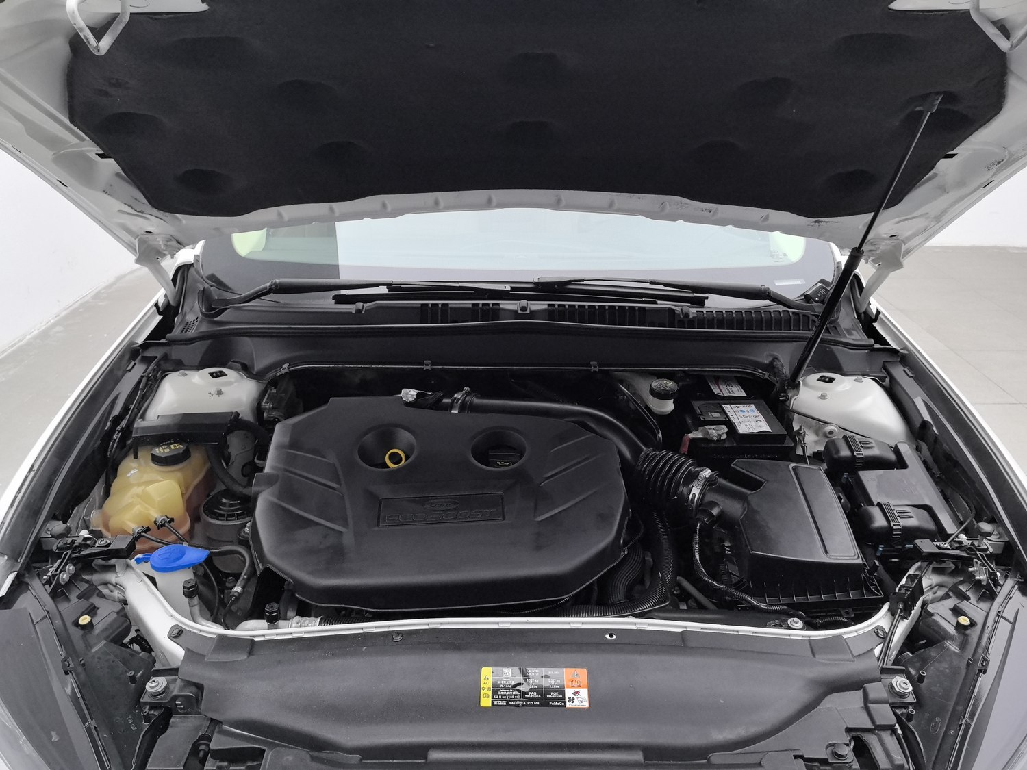 Used Ford Mondeo 2013 2.0 AT