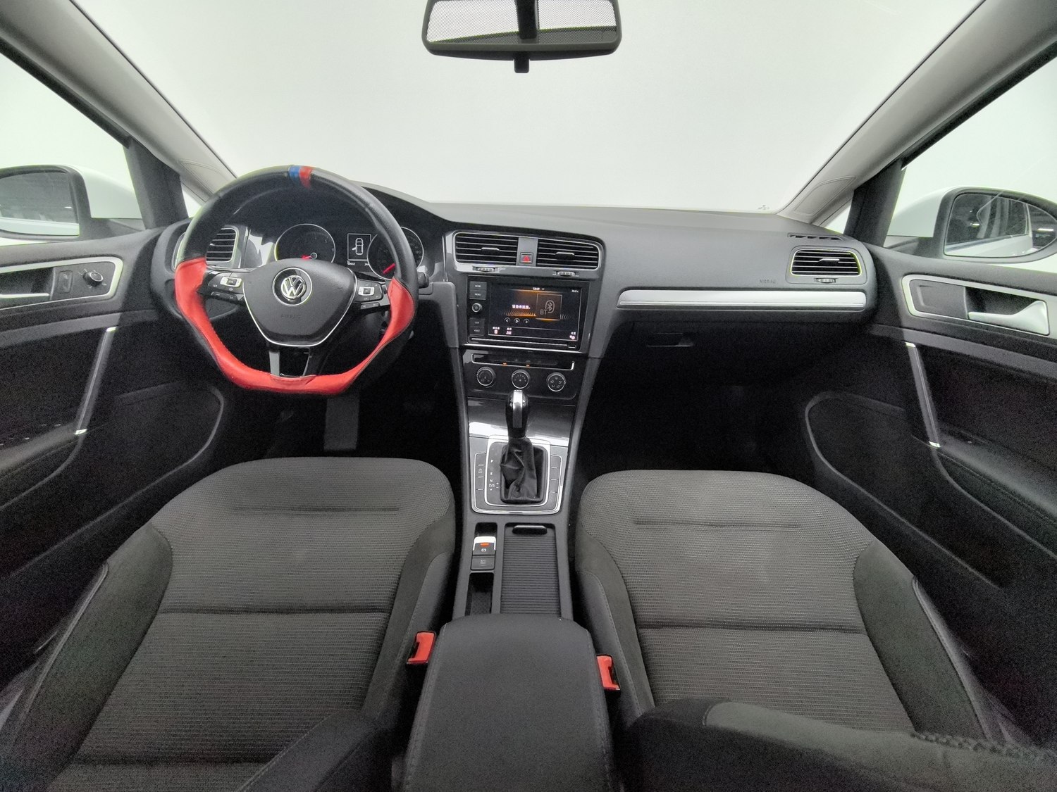 Used Volkswagen Golf 2019 1.4 AT