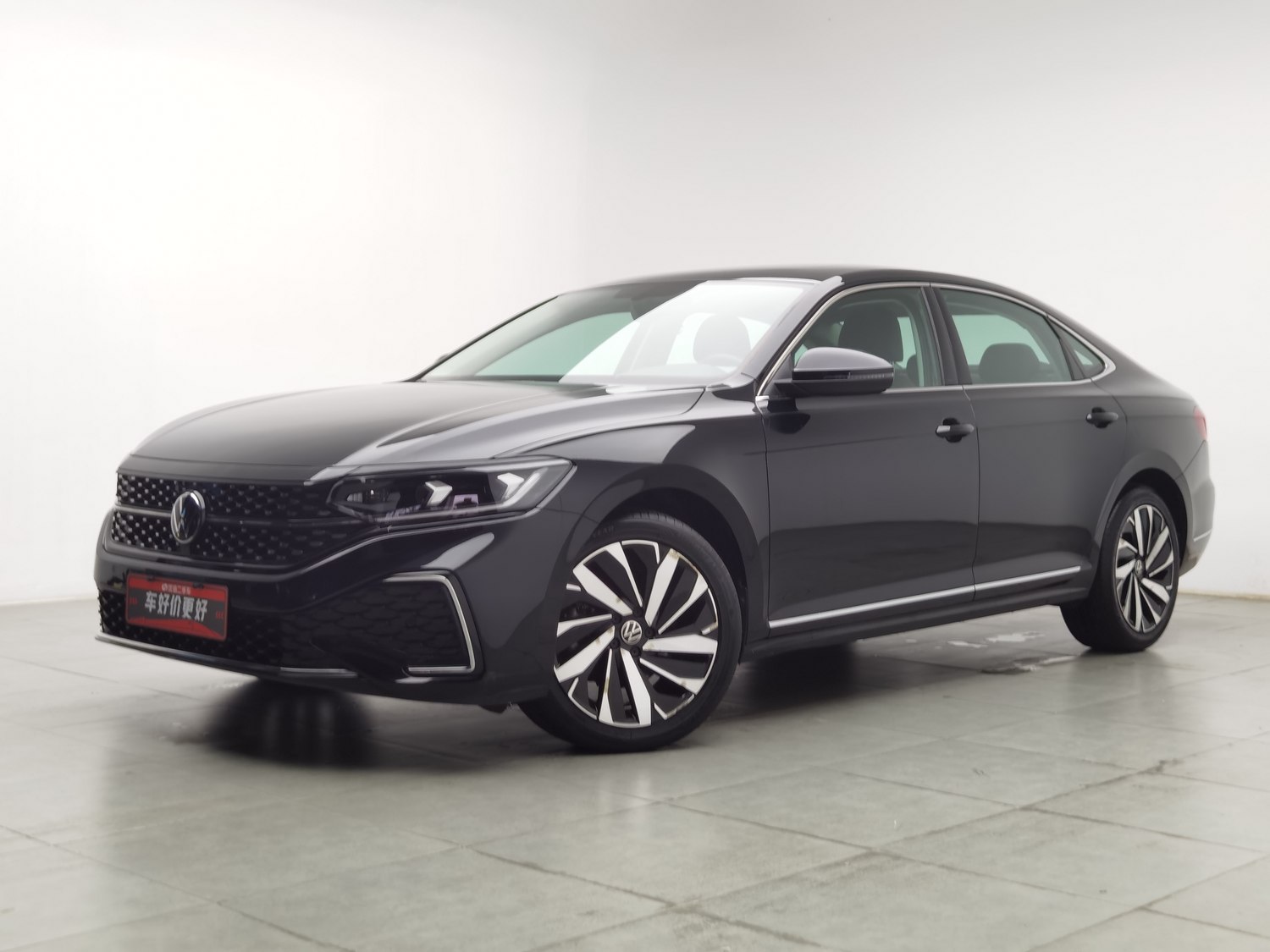 Used Volkswagen Passat 2023 2.0 AT
