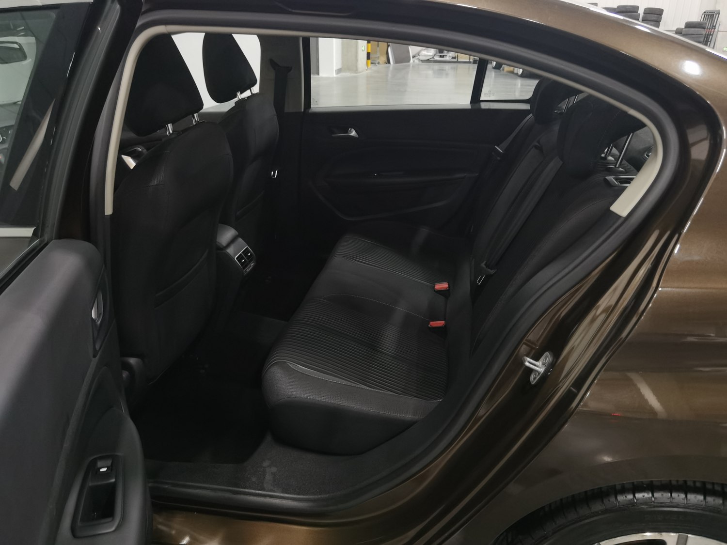 Used Peugeot 408 2014 1.8 AT