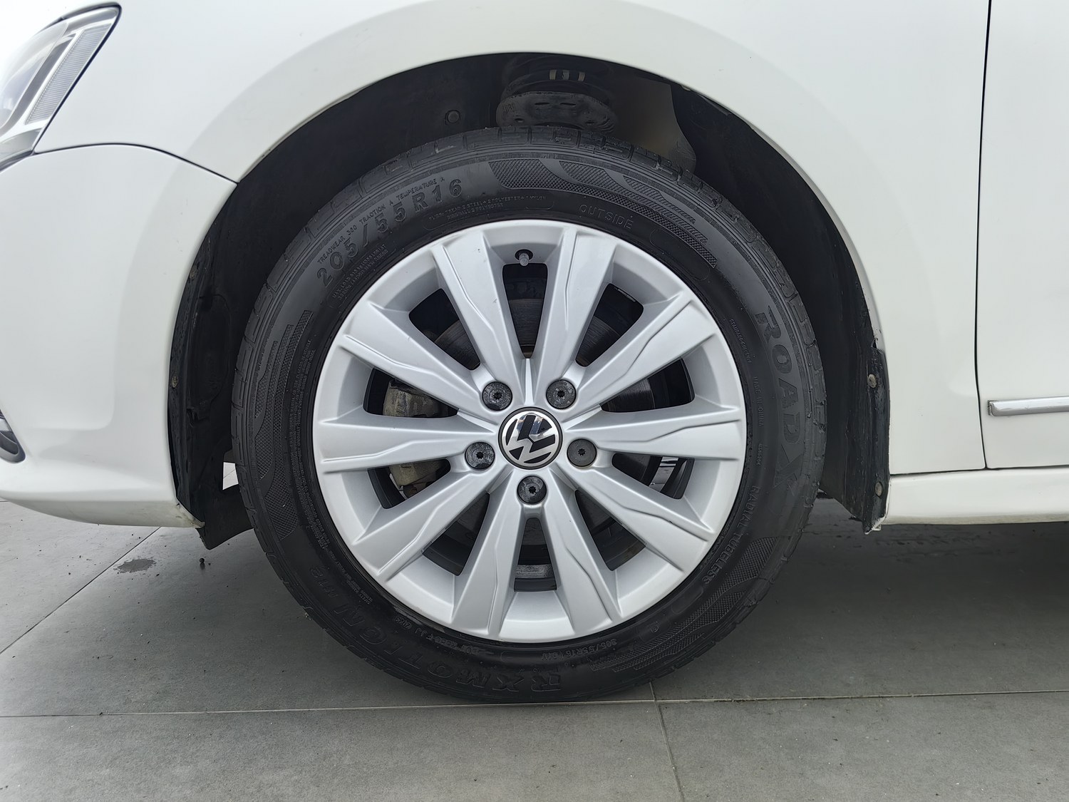 Used Volkswagen Sagitar 2015 1.6 AT