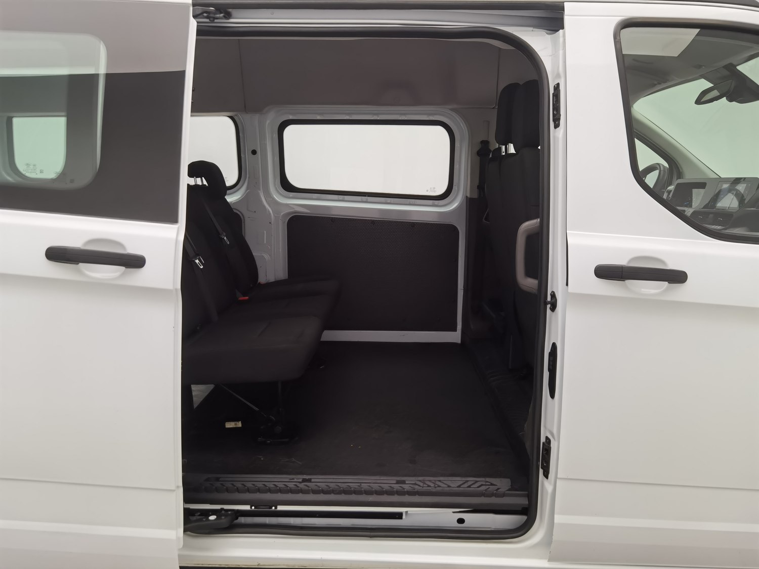 Used Ford Transit 2023 2.0 MT