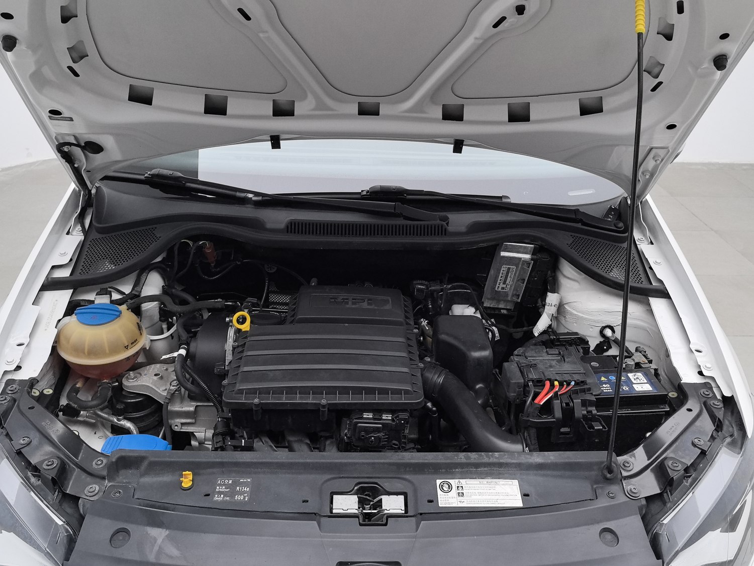 Used Volkswagen Polo 2018 1.5 AT