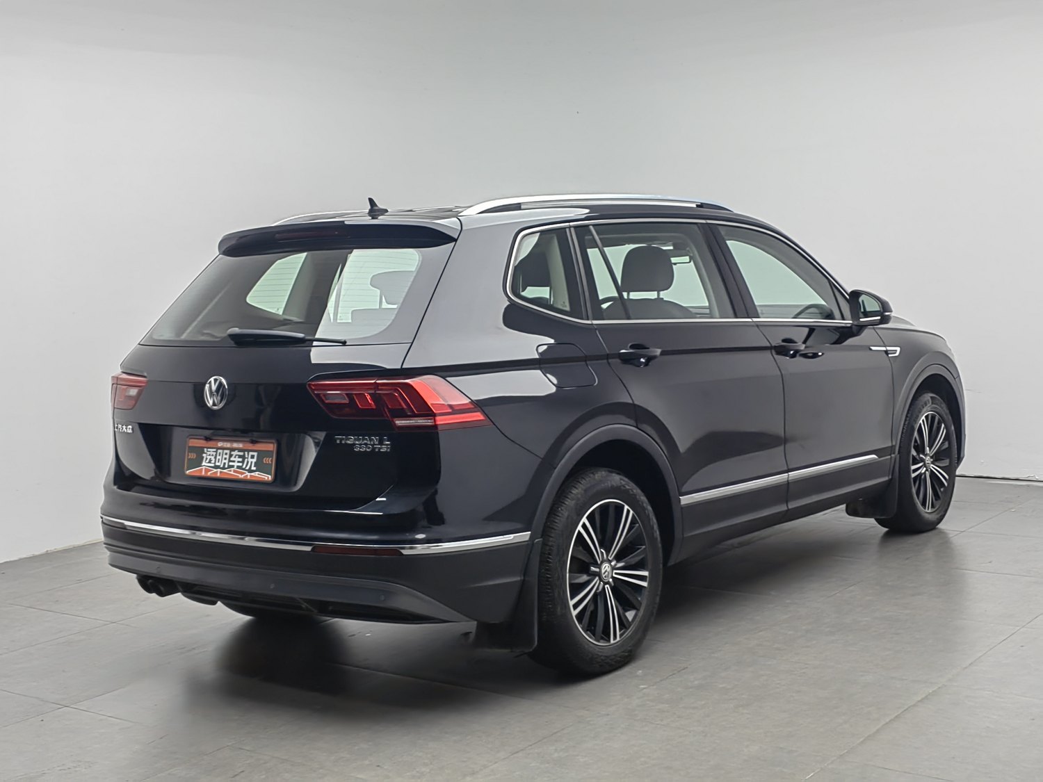 Used Volkswagen Tiguan L 2019 2.0 AT