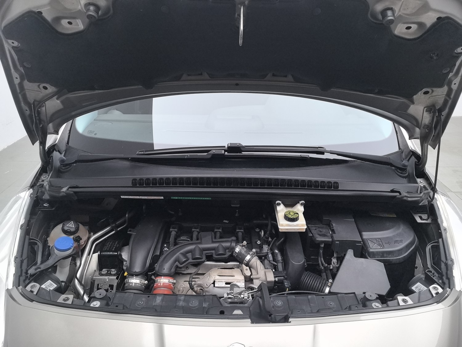 Used Peugeot 3008 2015 1.6 AT