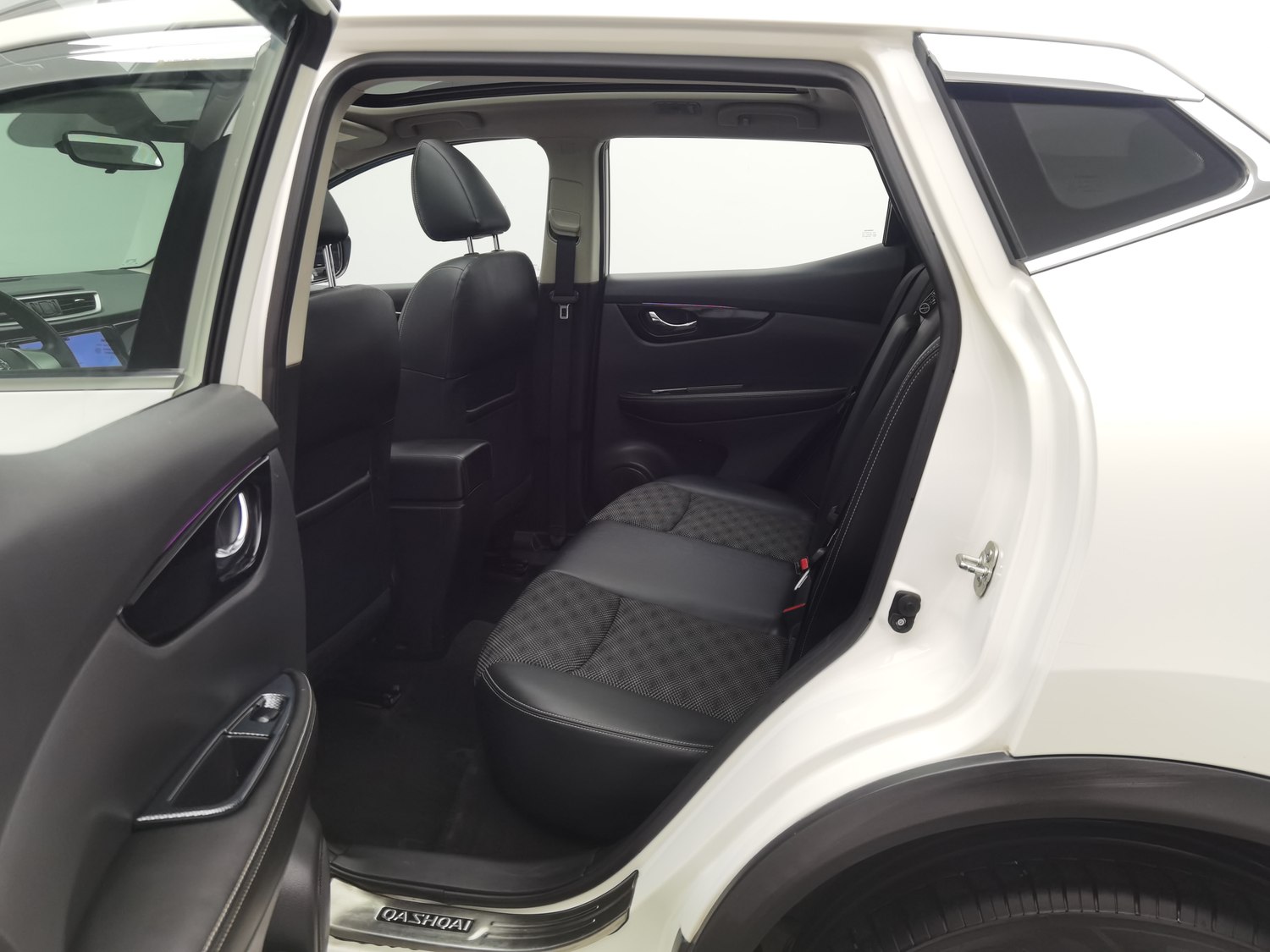 Used Nissan Qashqai 2016 2.0 AT