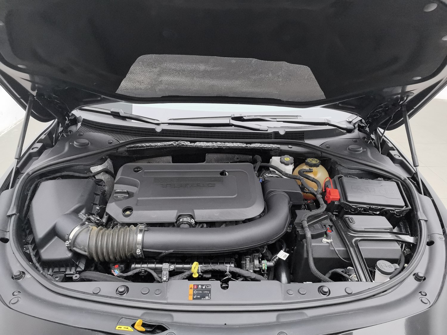 Used Buick LaCrosse 2021 2.0 AT