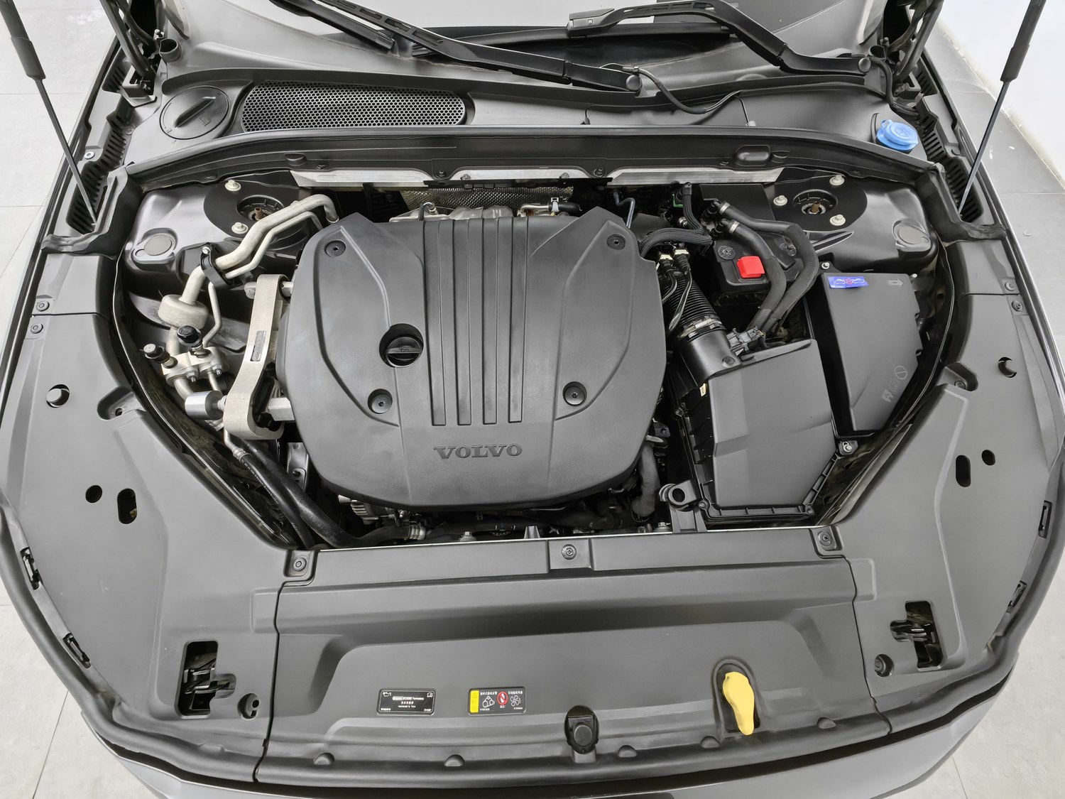 Used Volvo S90 2023 2.0 AT