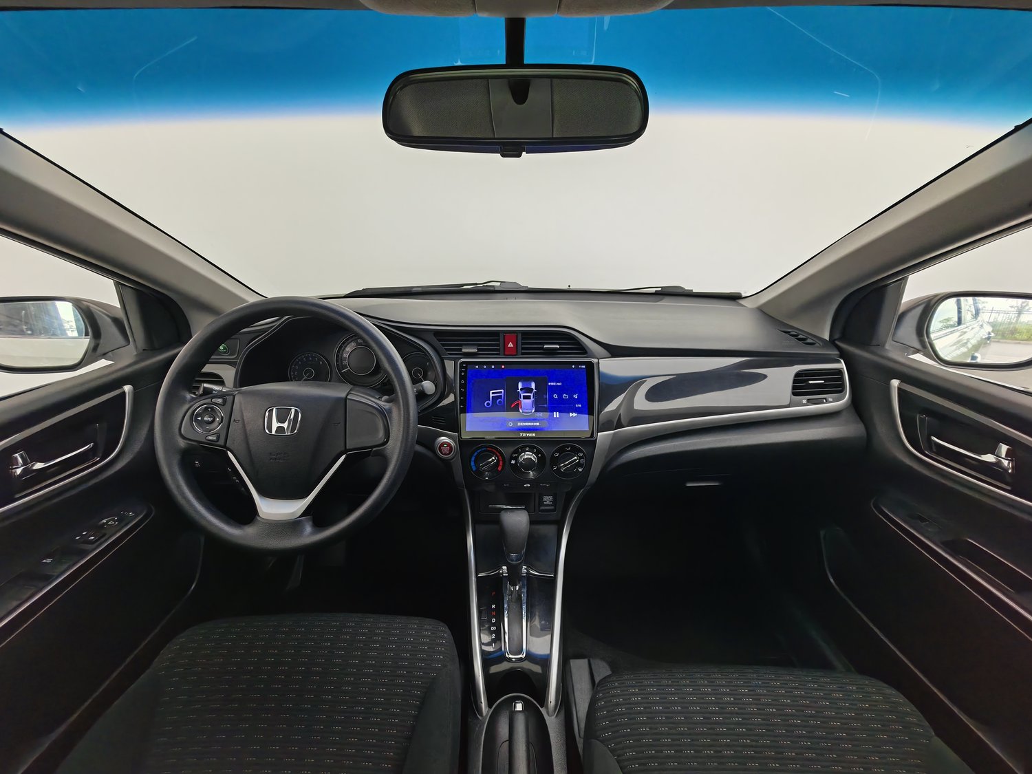 Used Honda Crider 2013 1.8 AT