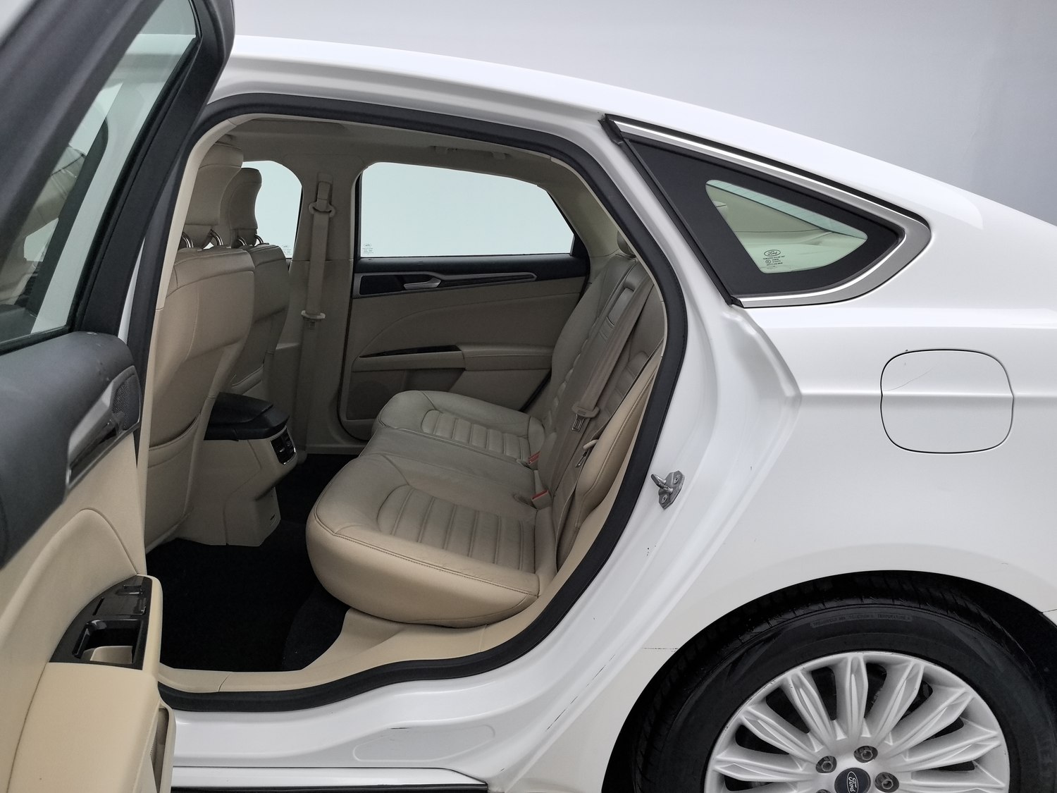 Used Ford Mondeo 2013 2.0 AT