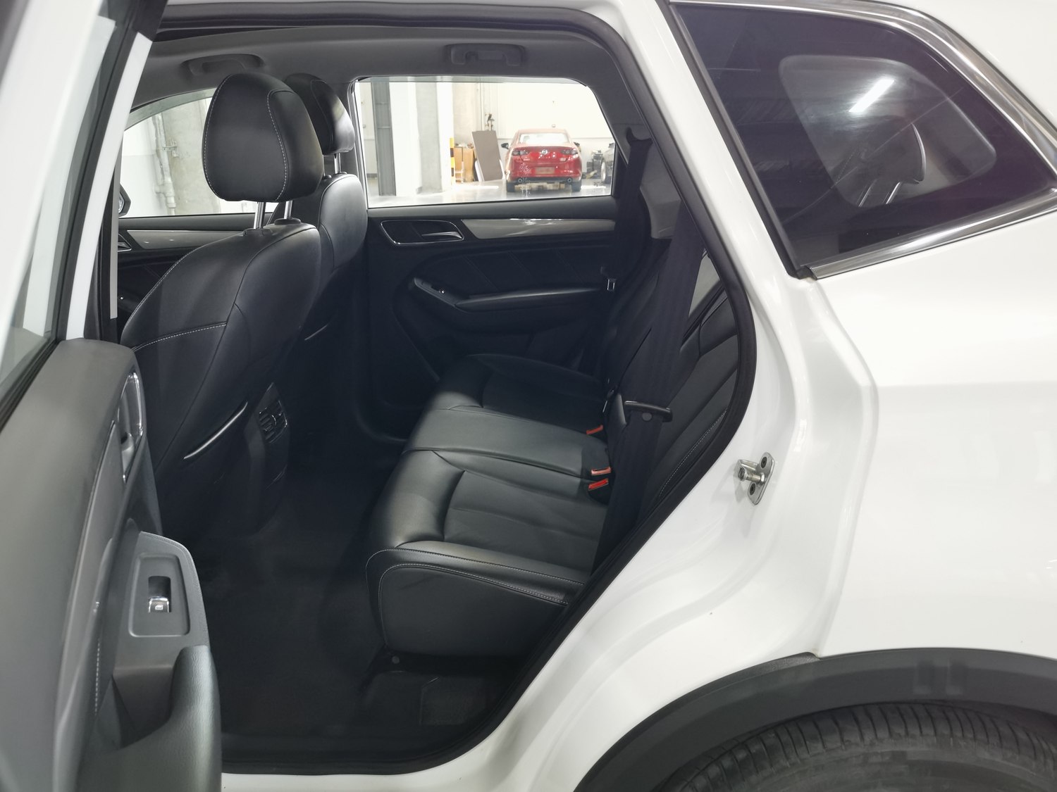 Used Roewe RX5 2016 2.0 AT