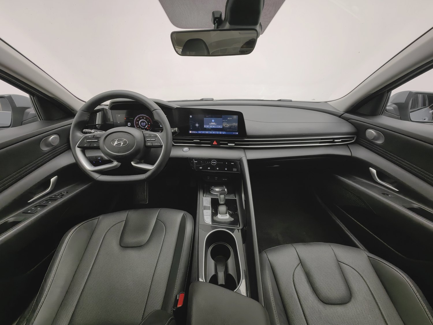 Used Hyundai Avante 2022 1.5 AT