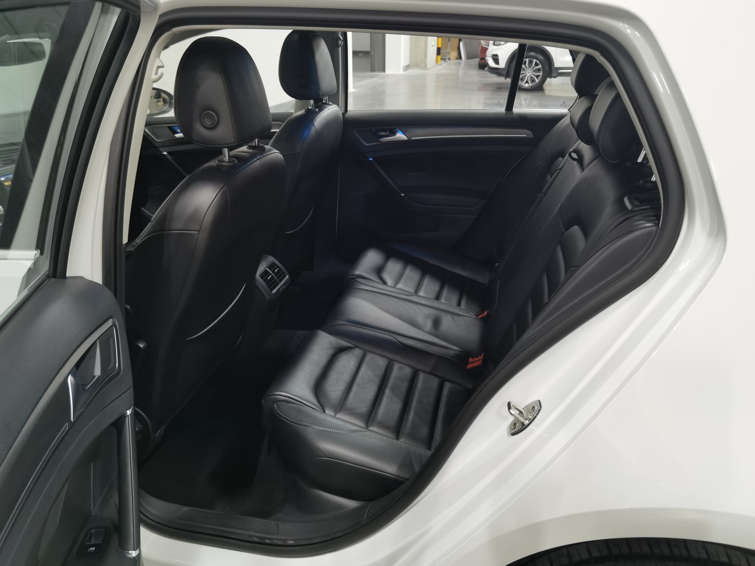 Used Volkswagen Golf 2016 1.4 AT