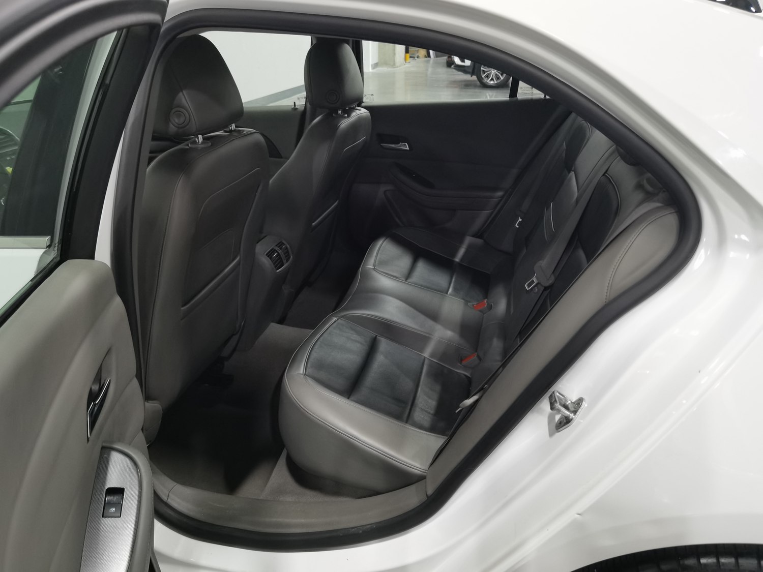 Used Chevrolet Malibu 2013 2.0 AT