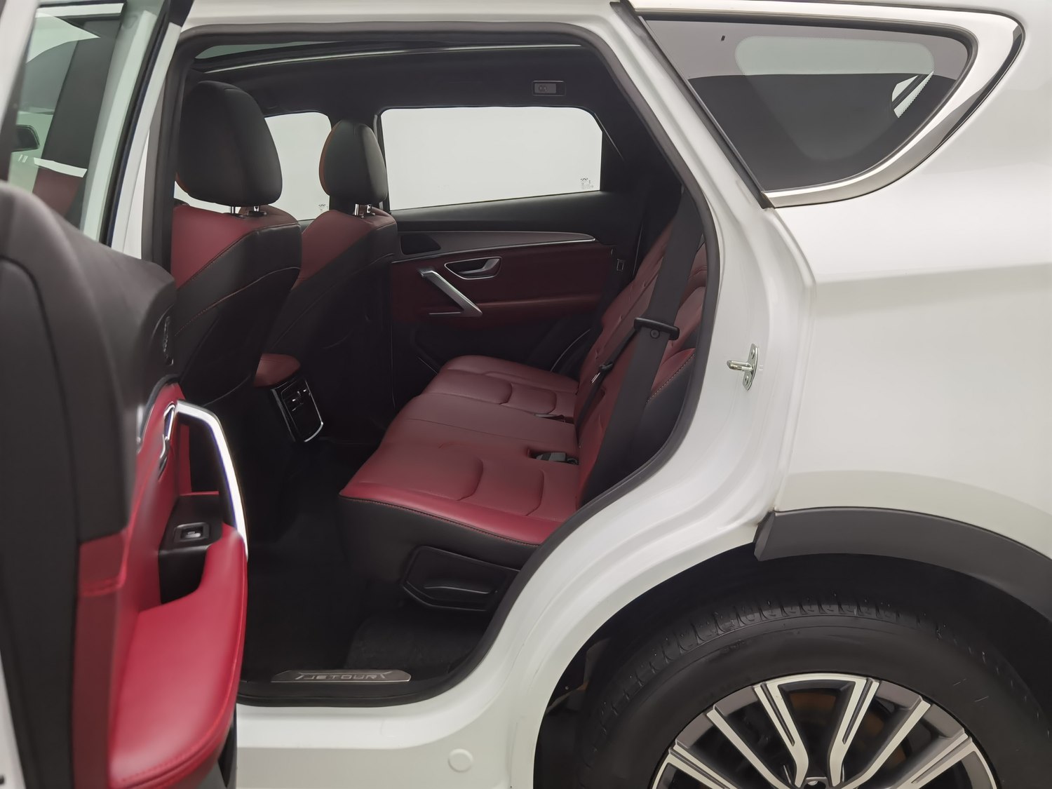 Used Jetour X70 PLUS 2023 1.5 AT