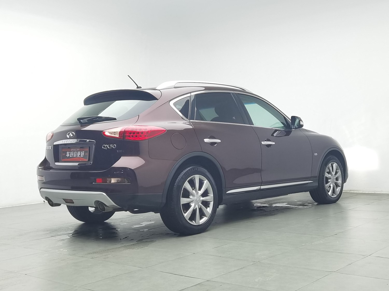 Used Infiniti QX50 2015 2.5 AT
