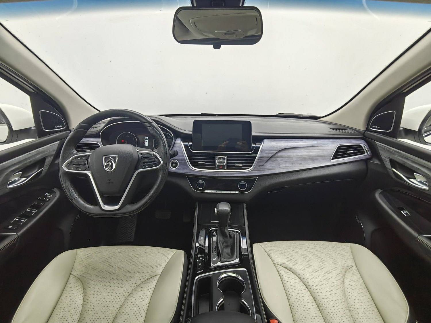 Used Baojun 730 2017 1.5 AT