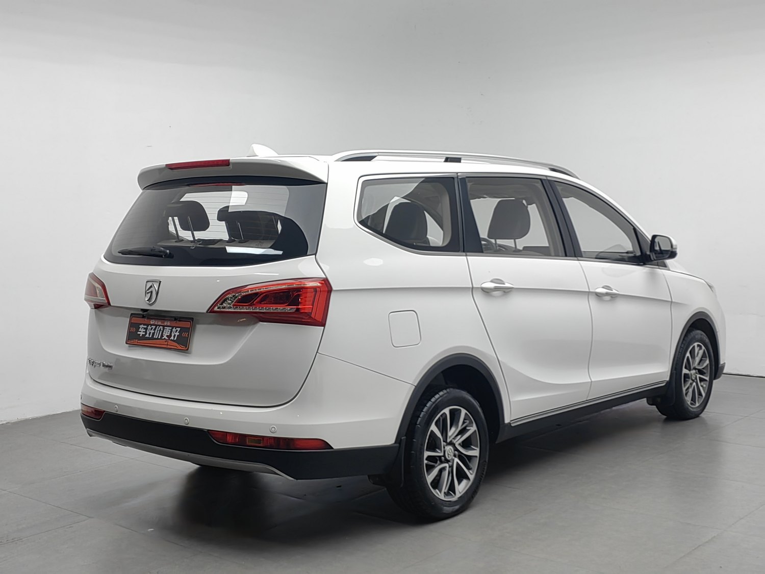 Used Baojun 730 2017 1.5 AT