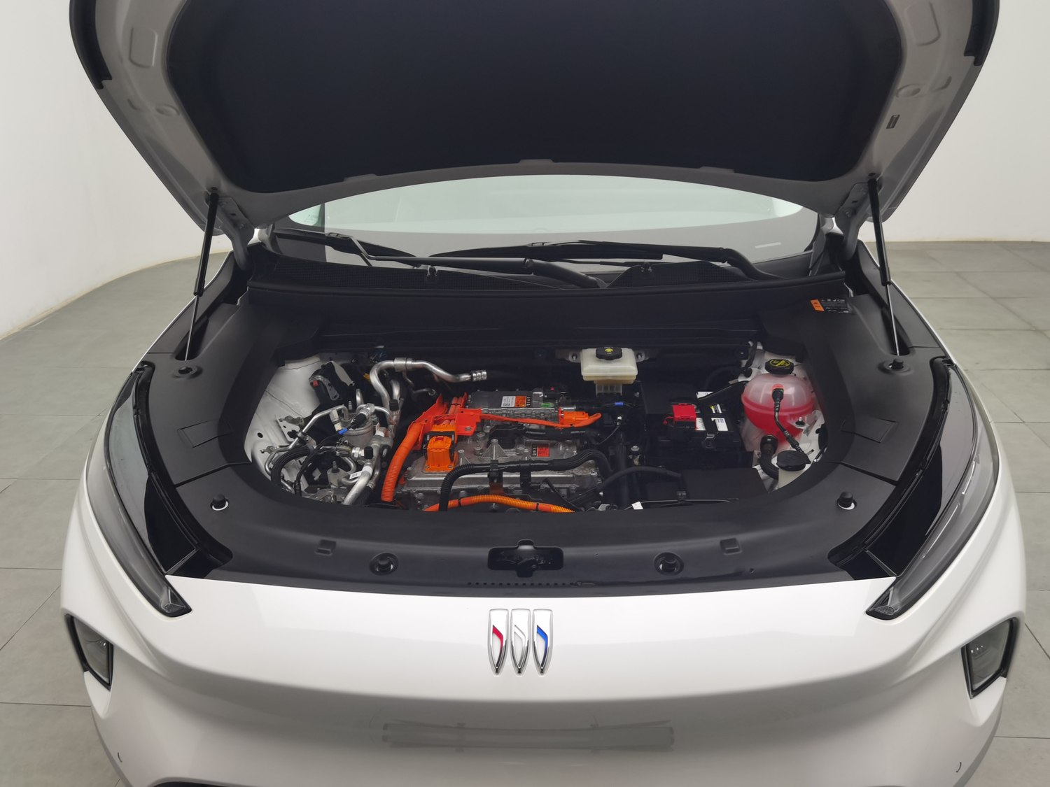 Used Buick E5 2025