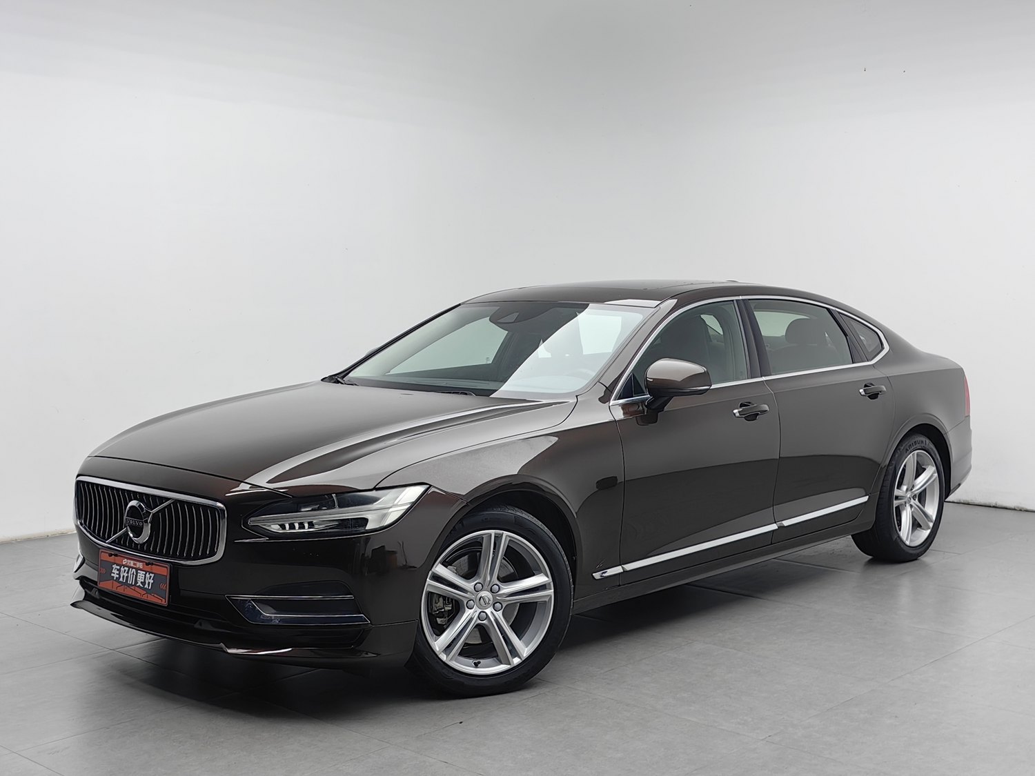 Used Volvo S90 2019 2.0 AT