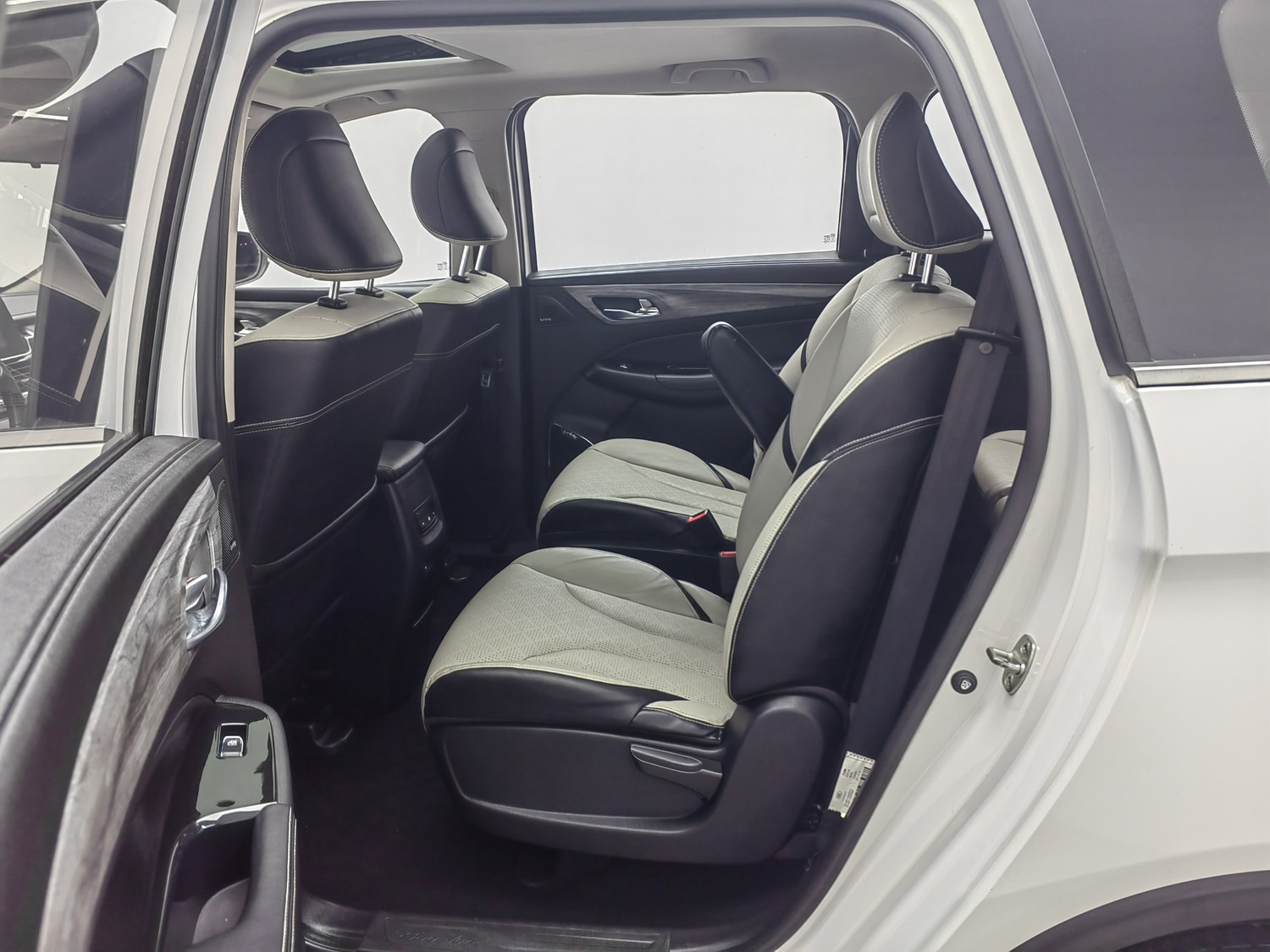 Used Baojun 730 2017 1.5 AT