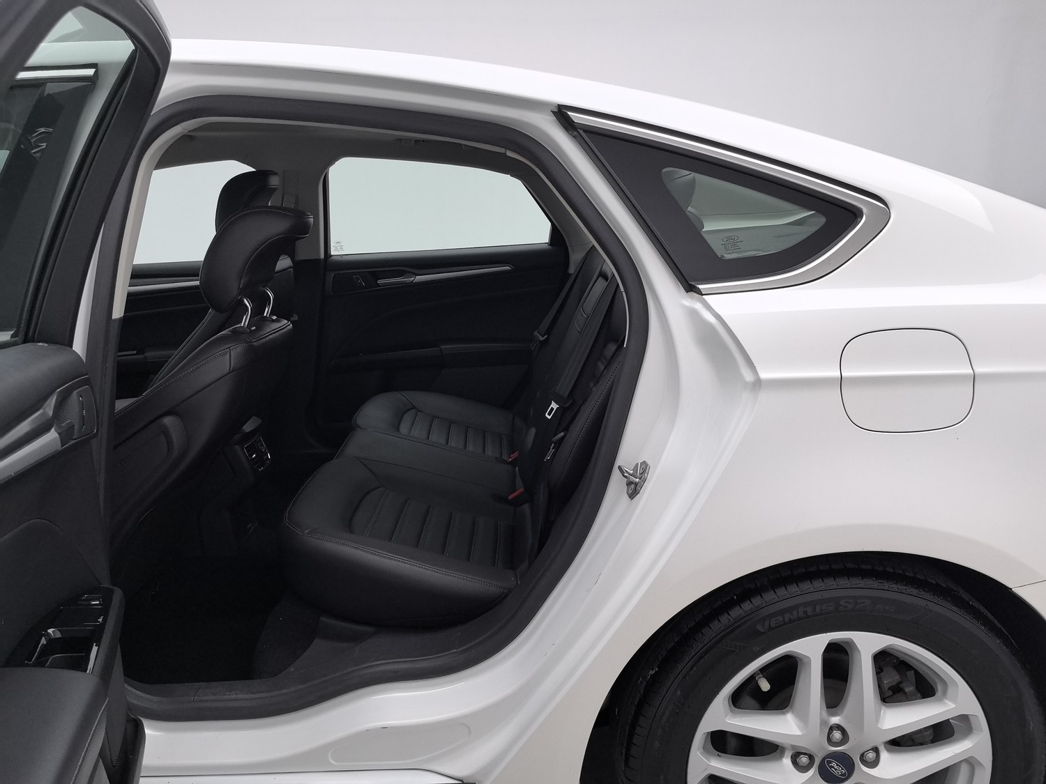 Used Ford Mondeo 2013 1.5 AT