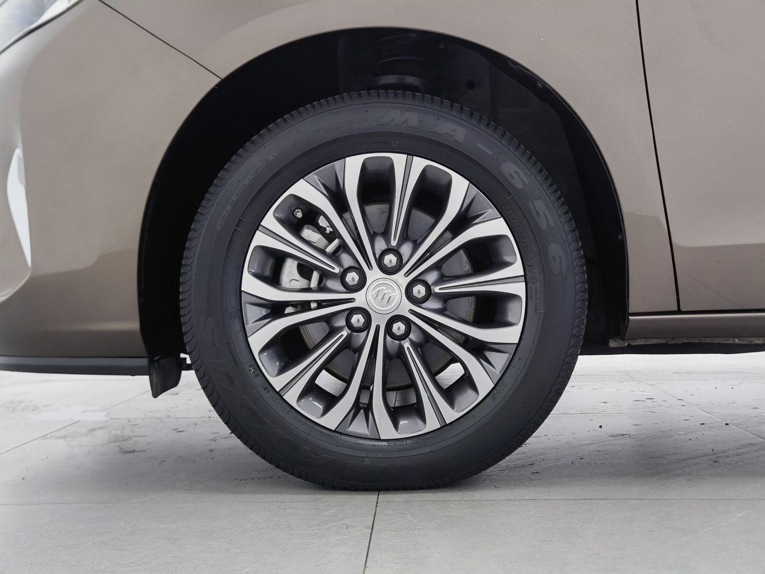 Used Buick GL8 2021 2.0 AT