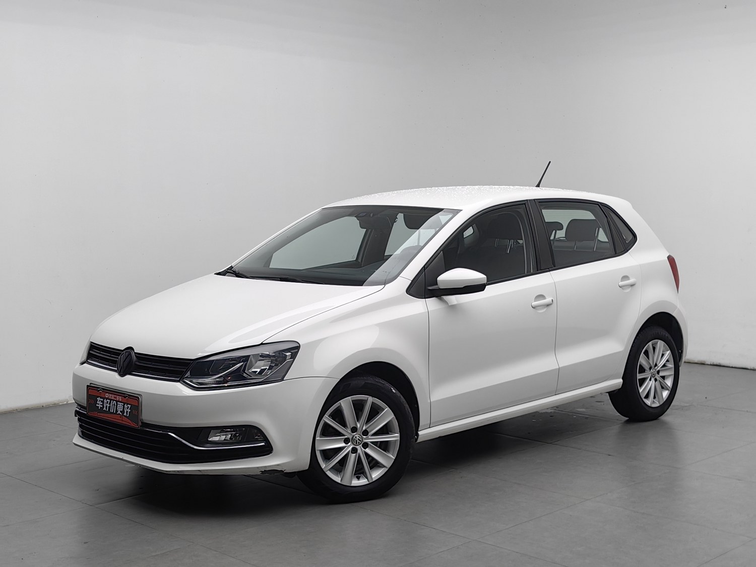 Used Volkswagen Polo 2014 1.6 AT