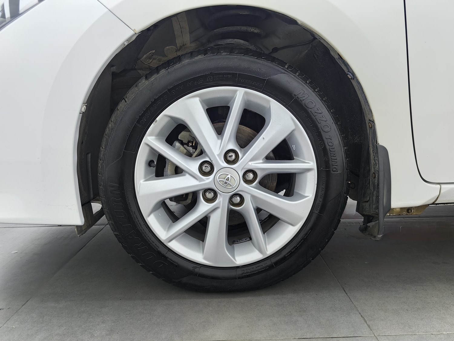 Used Toyota Corolla 2016 1.6 AT