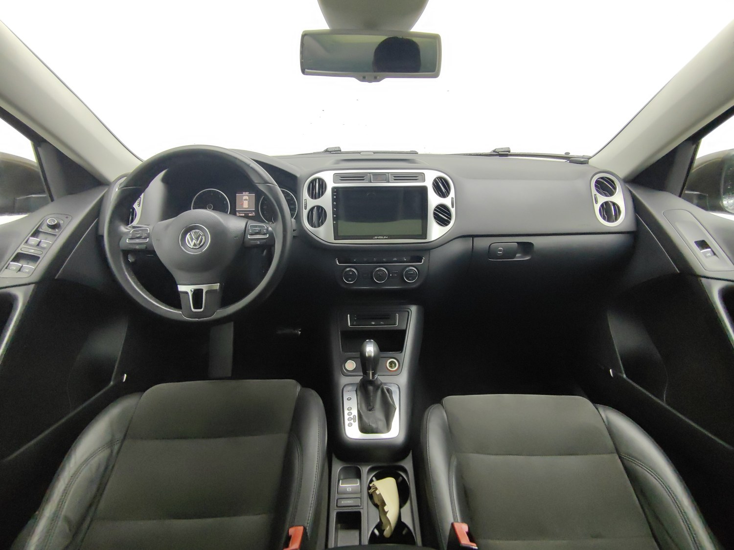 Used Volkswagen Tiguan 2013 2.0 AT