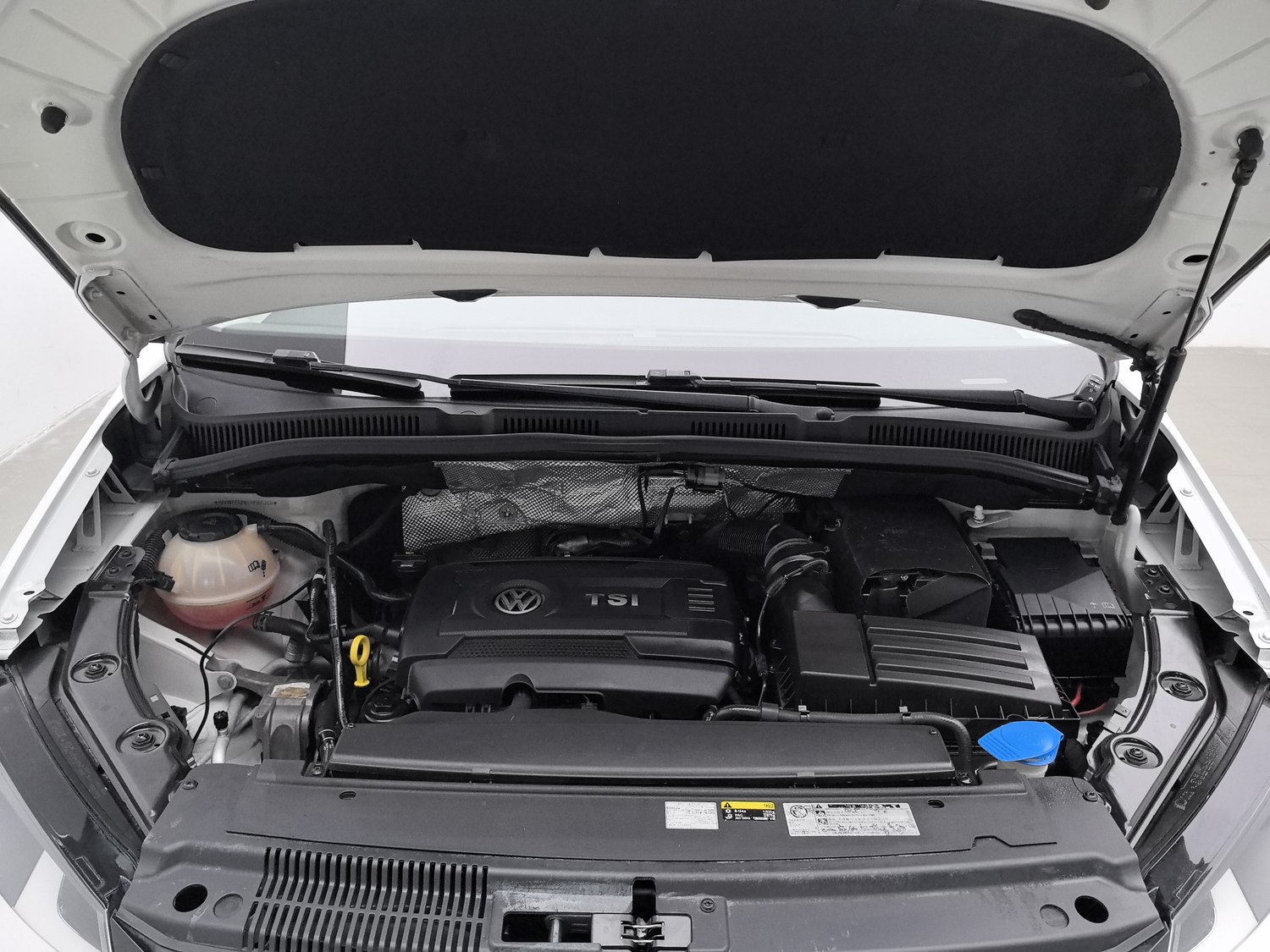 Used Volkswagen Sharan 2018 2.0 AT