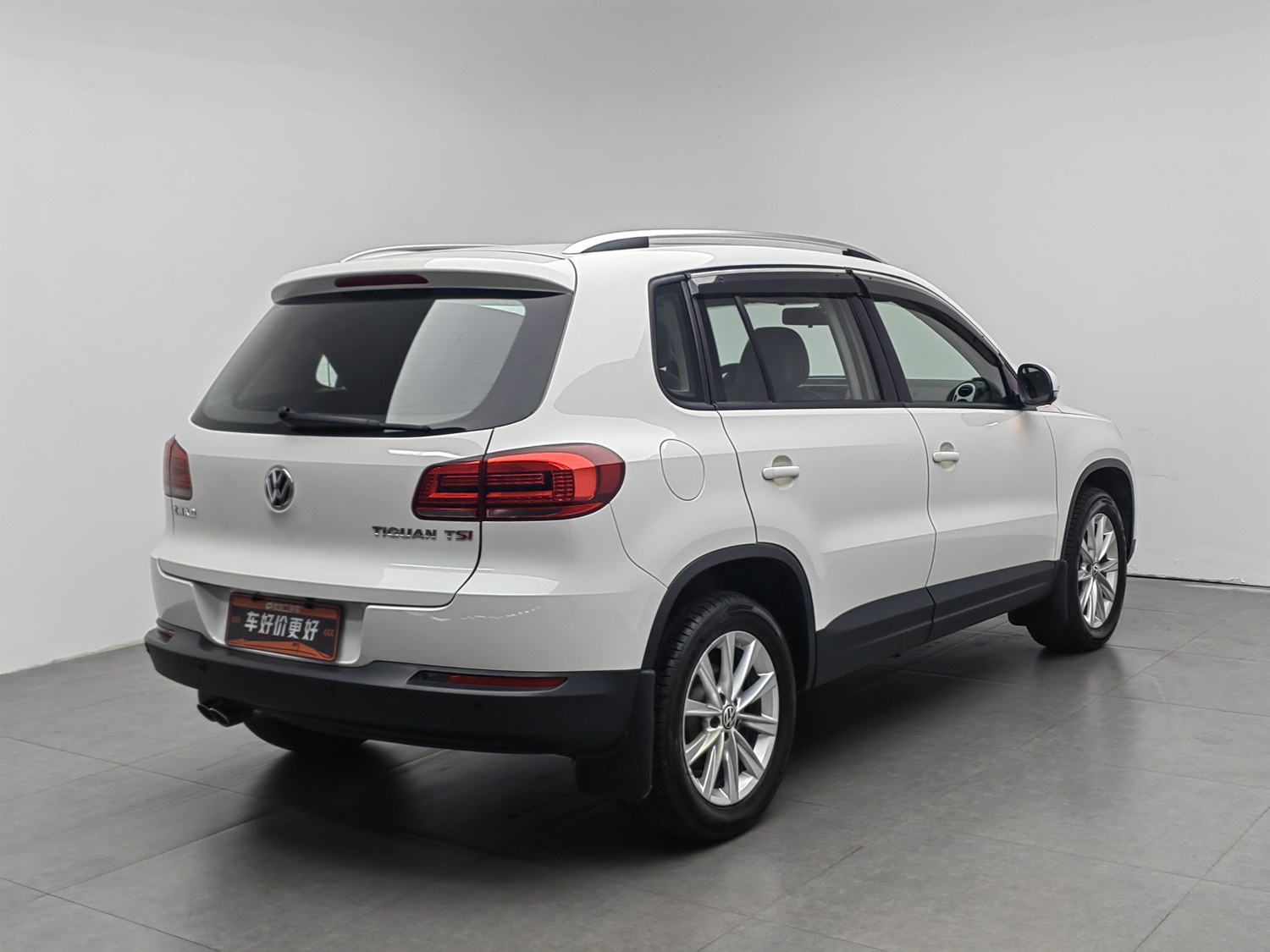 Used Volkswagen Tiguan 2015 1.8 MT