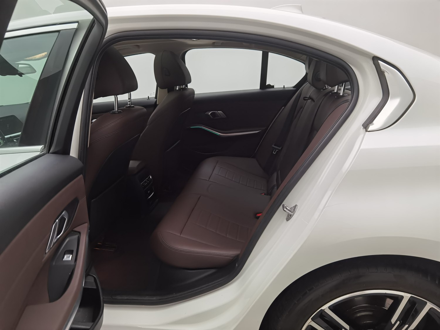 Used BMW THE3 2021 2.0 AT