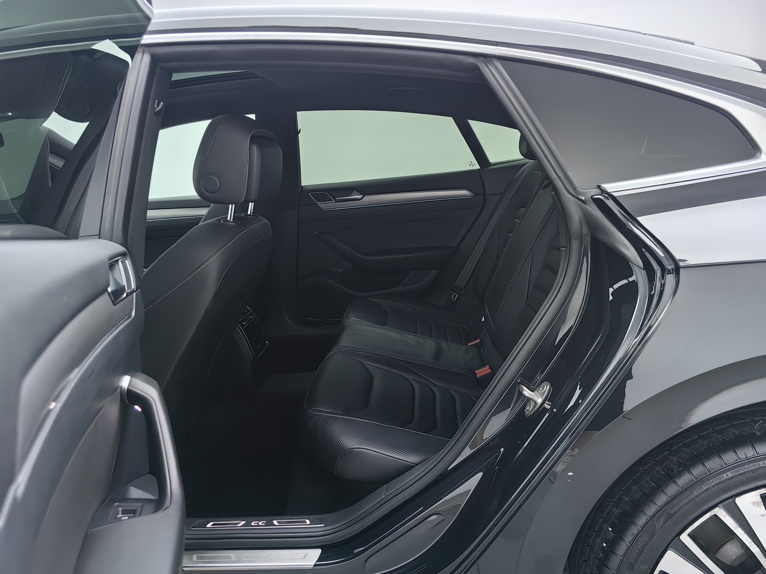 Used Volkswagen CC 2020 2.0 AT