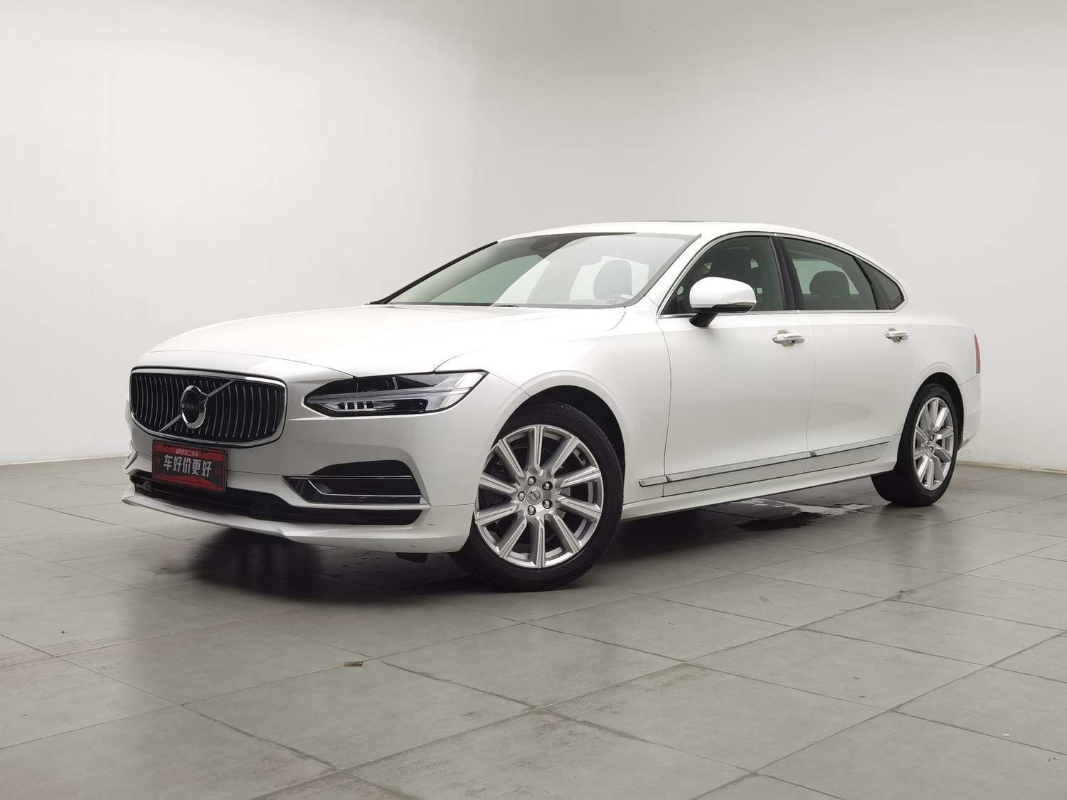 Used Volvo S90 2020 2.0 AT