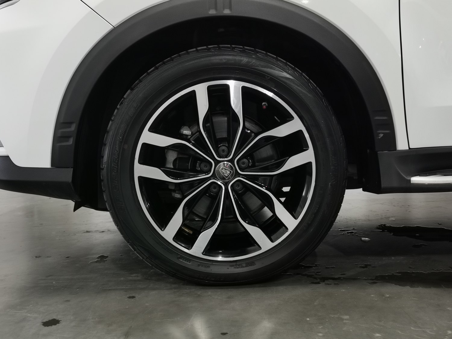 Used Roewe RX5 2016 2.0 AT